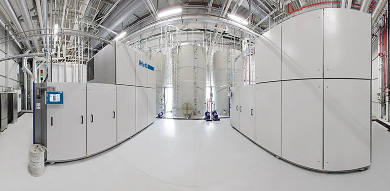 Photo of an installed H2O VACUDEST plant