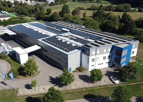 Sustainability in Business – Ideas and Tips for Everyday Implementation, for example, a photovoltaic system on the company roof